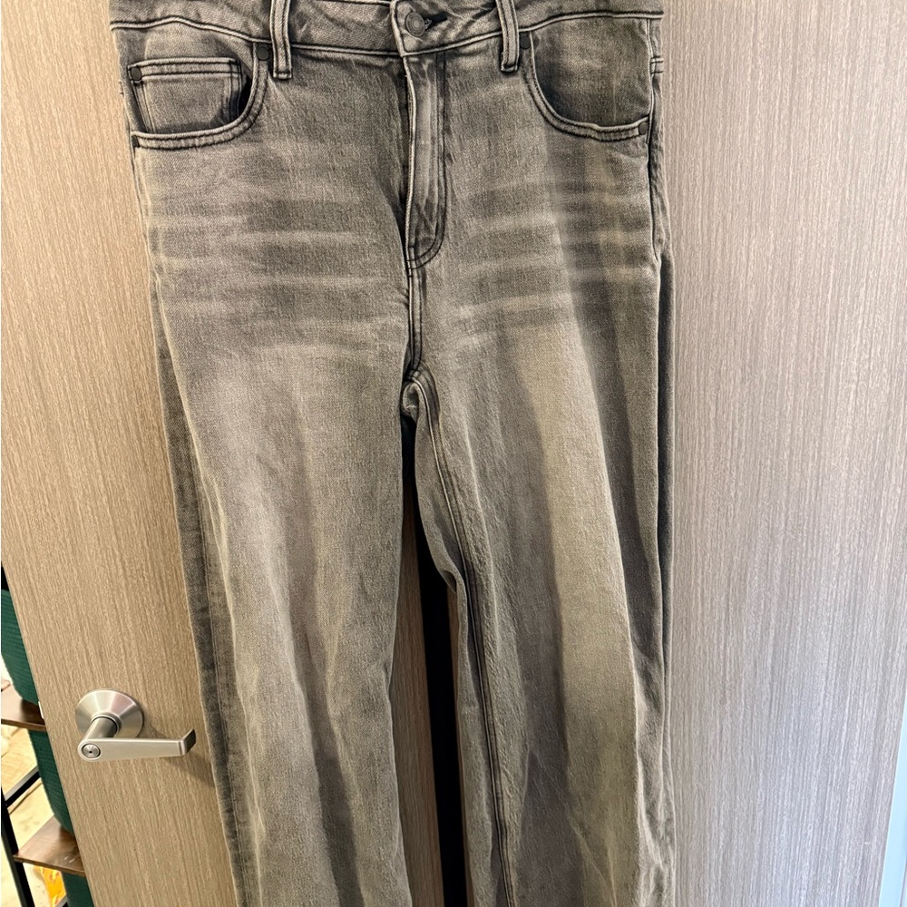 Quince Women’s 31 Gray Straight Bella Stretch Jeans
